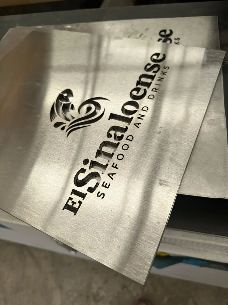 Letreros y Logotipos en Metal en Toluca